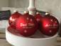 Preview: 4 Christbaumkugeln / Weihnachtskugeln hellrot graviert versch. Größen Preview: 4 Christbaumkugeln / Weihnachtskugeln hellrot graviert versch. Größen